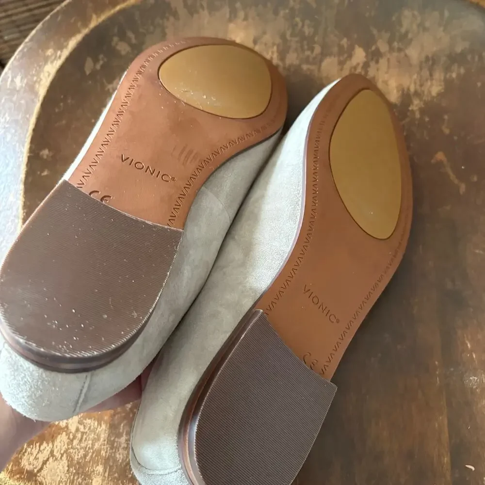 Vionic Will Gray Nubuck Slip On Flats Loafers Size 11 New - Picture 2 of 6